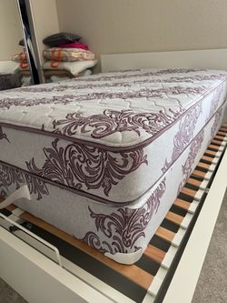 Full Size Mattress and Box Spring LIKE NEW!!!