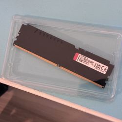 16GB DDR5 5600 Memory Stick 