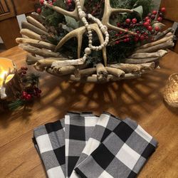 Black & White Napkins 