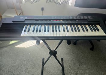 Yamaha PSR-3 Keyboard (Vintage)
