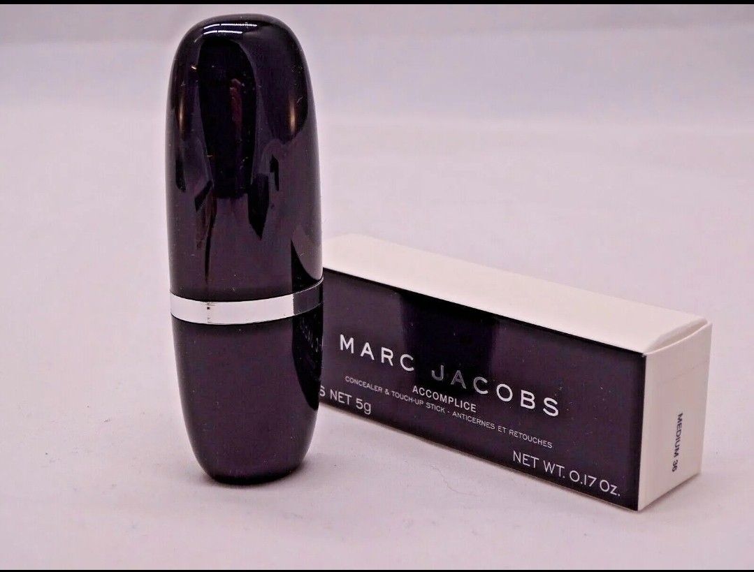 Marc Jacobs ACCOMPLICE Concealer & Touch-up Stick Light 20 | NIB | DISCONTINUED