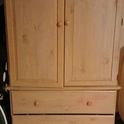 Vintage Clothing Dresser