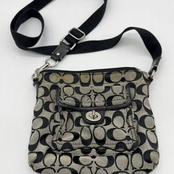 COACH Signature Canvas Shoulder Bag Turnlock Black Used