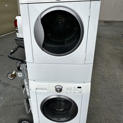 Frigidaire Washer&Dryer 