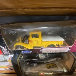 Road Signature1934 Ford Yellow  with flames Pro Street 