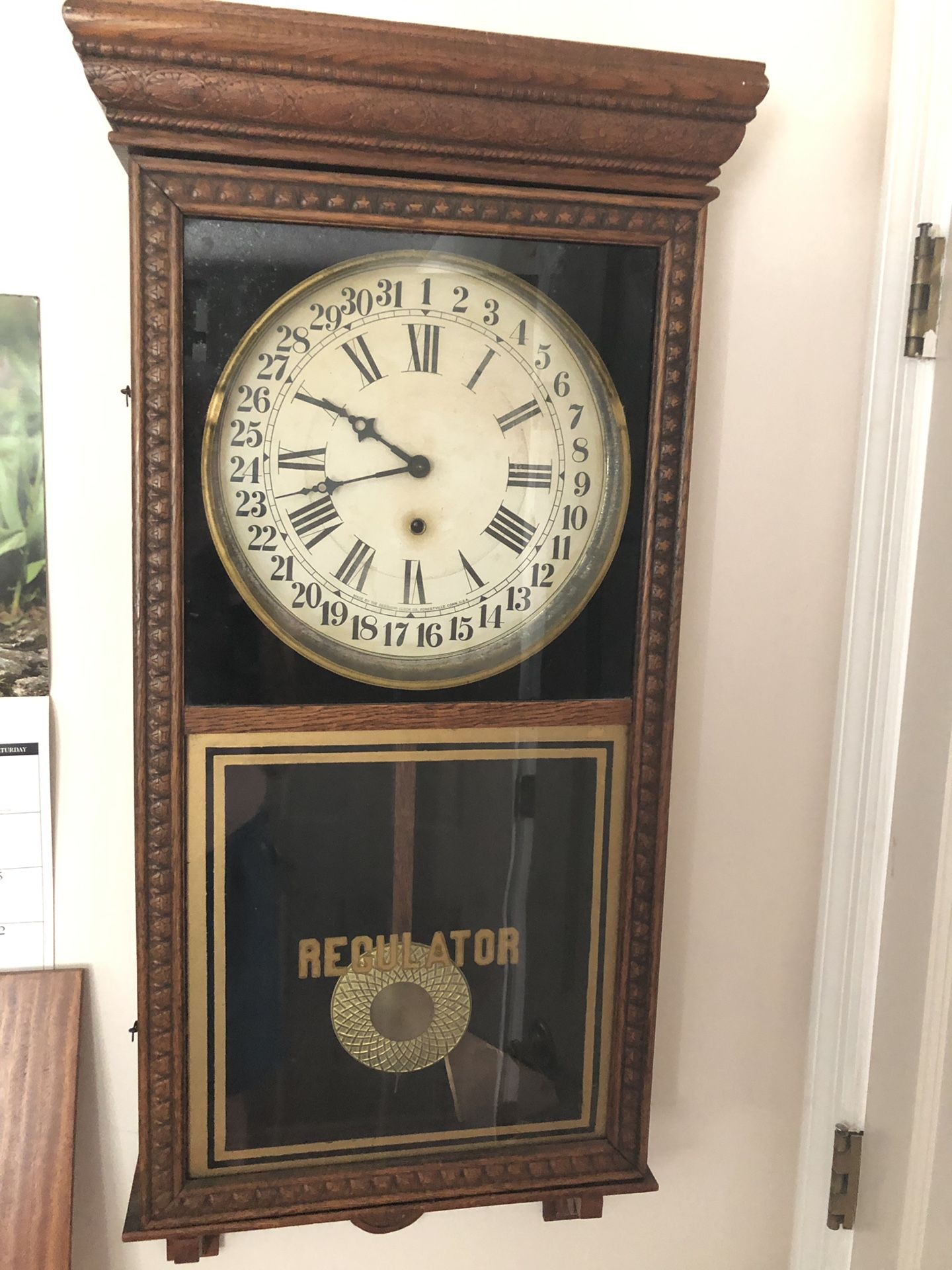 antique calendar clock, runs well, Or best offer