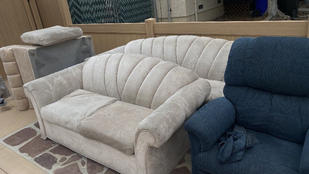 Free couch set and recliner