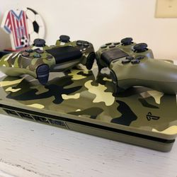 PlayStation 4 Slim 