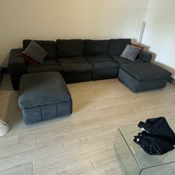 134” Modular Sectional. 