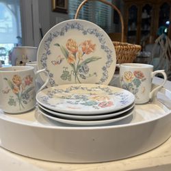 Flowery Snack Set For 4