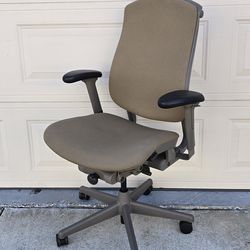 HERMAN MILLER CELLE OFFICE CHAIR - 1 of 2 AVAILABLE!