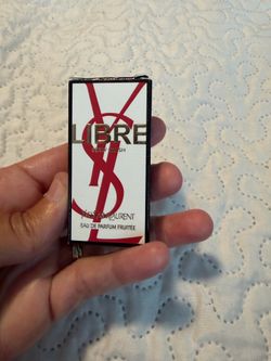 YSL Libre Berry Crush perfume
