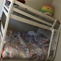 Used Twin/full Bunk Bed Set With Mattress 