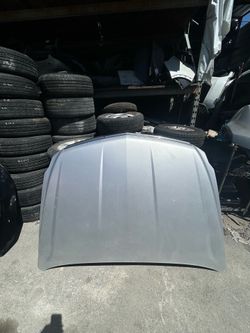 2015-2020 Cadillac escalade hood