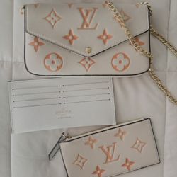 Crossbody Bag Comes With A Card Holder And A Wallet Pick Up Only No Trades No Refunds