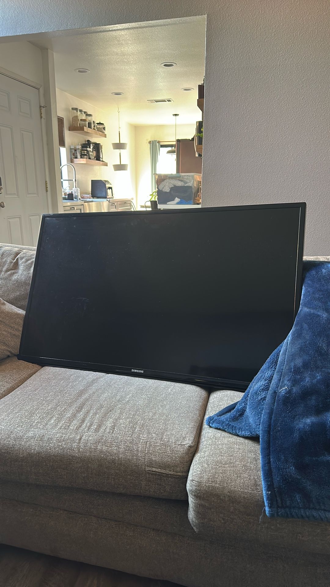 TV - Smart Samsung 42”