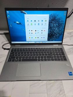 CARBON FIBER BLK Dell Precision 3560 WINDOWS 11 PRO