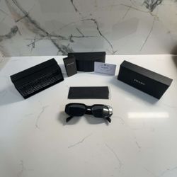 Práda black glasses