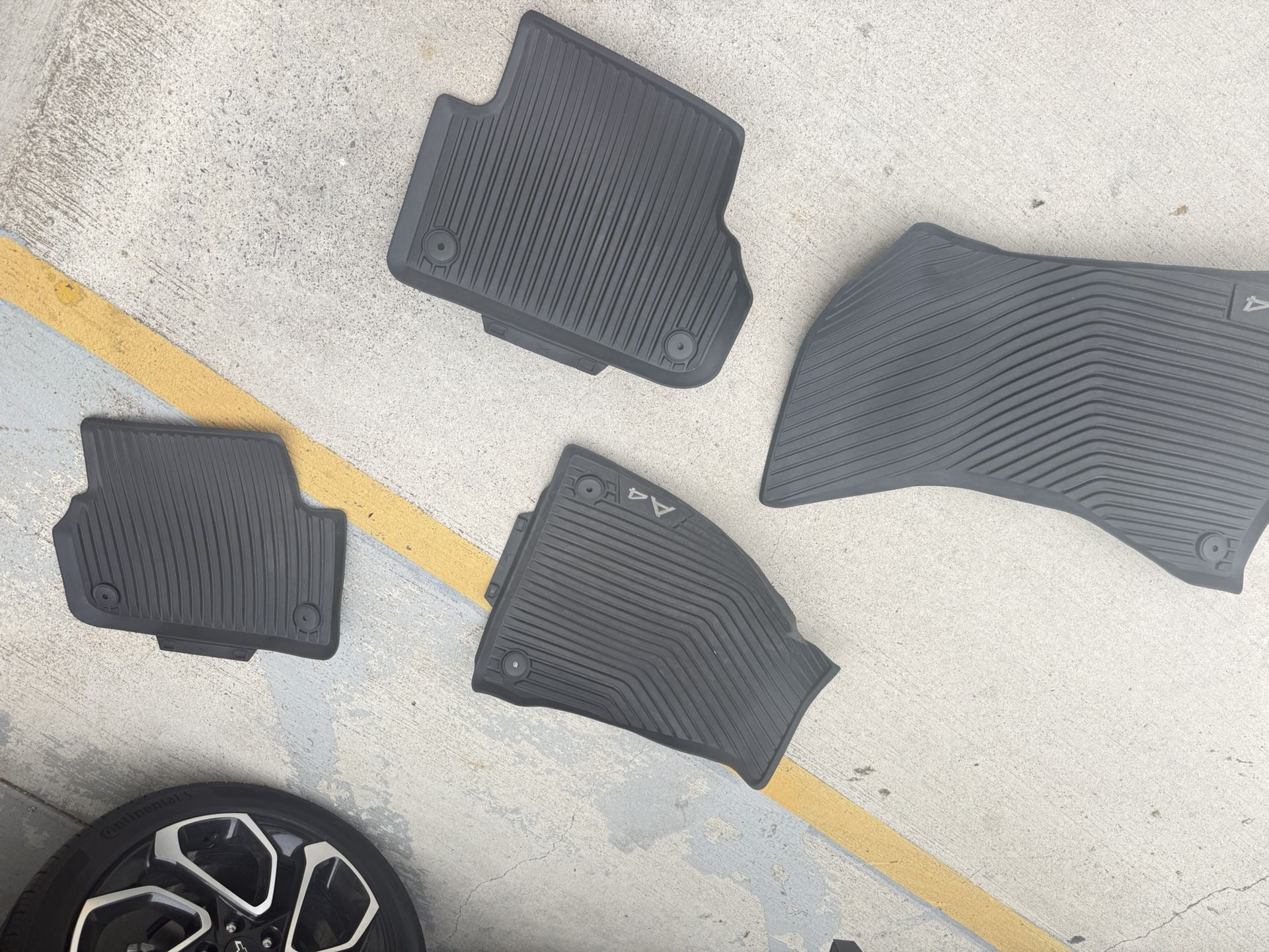 Audi A4 Floormats All-Weather Floor Mats Rubber Winter B8 B8.5 09-16 8K1061221