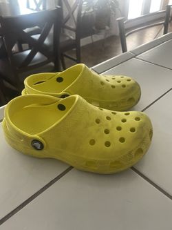 Kids Crocs Size 13
