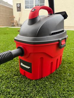 Bauer 3 gallon Vacuum