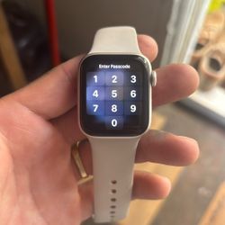Apple Watch SE Second Gen 
