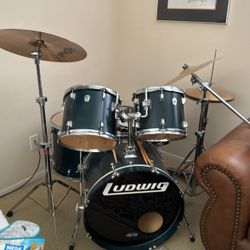 Ludwig Drum Set