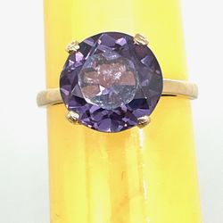 10k Sapphire/ Alexandrite Ring Sz. 8