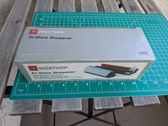 Wűsthof Tri-Stone Sharpener