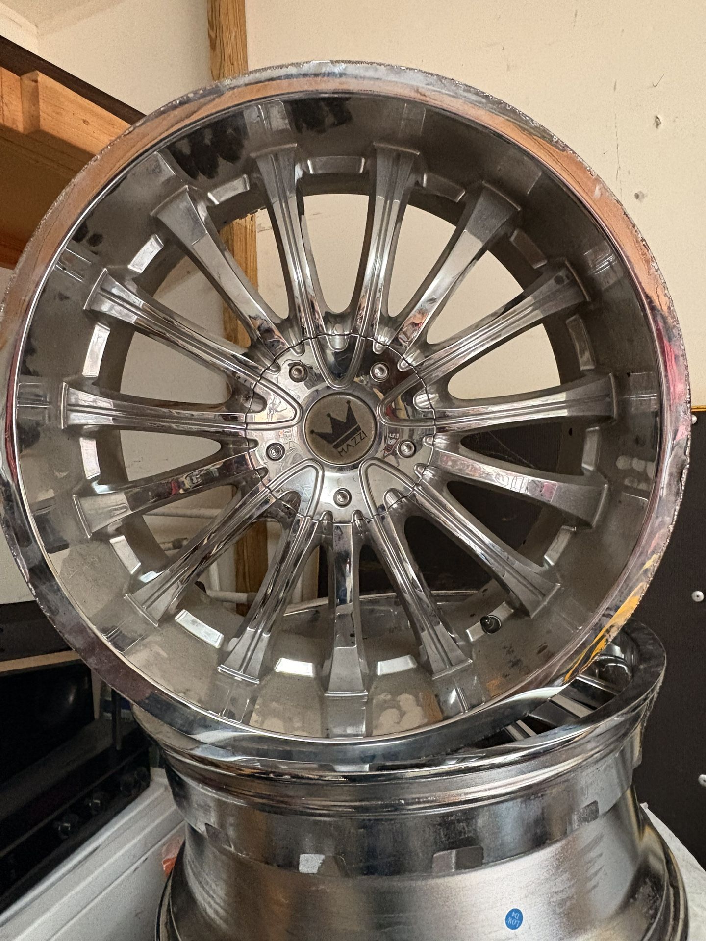20 Inch Yellow Rims 20 Inch Rims for Sale in Austin, TX - OfferUp