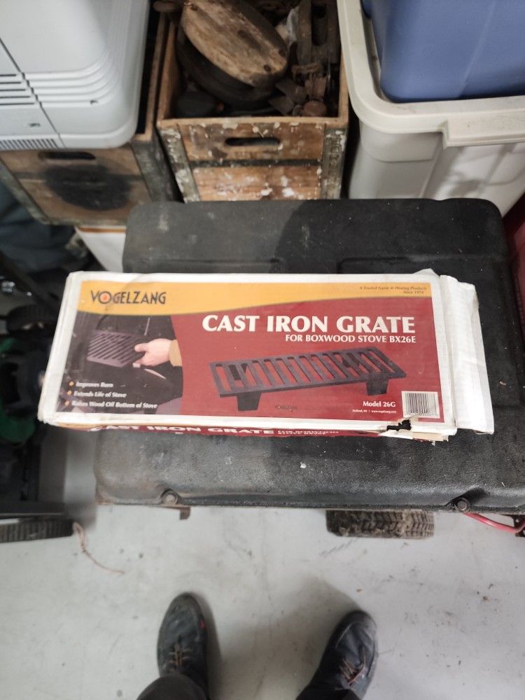 Cats Iron Crate For Cooking
