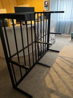 Full bed frame, tall
