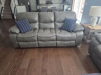 Sofa and loveseat set