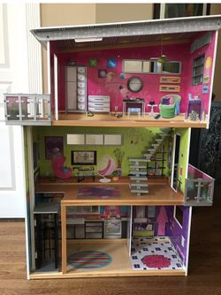 Kid Kraft Doll House