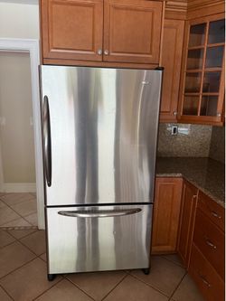 Amana Fridge for sale