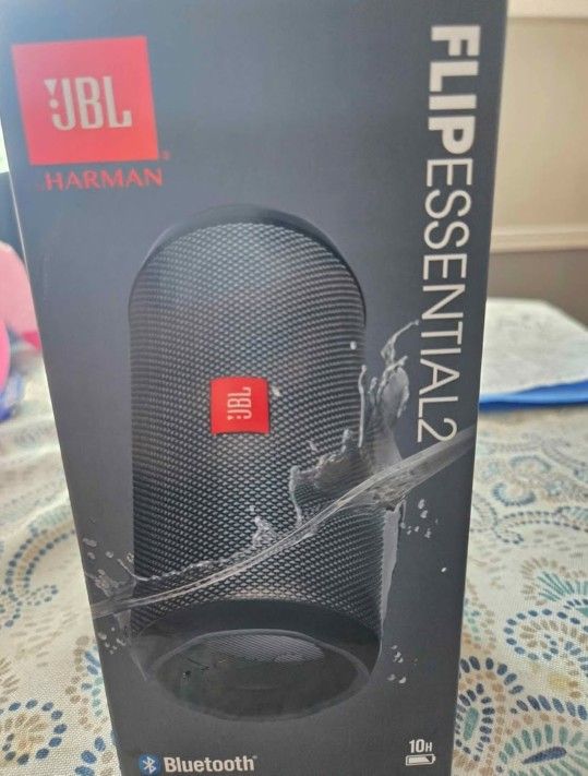 JBL FLIP ESSENTIAL 2 speaker