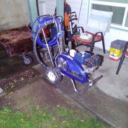 Paint Sprayer  Ready To Paint ! Works  Perfect.. 