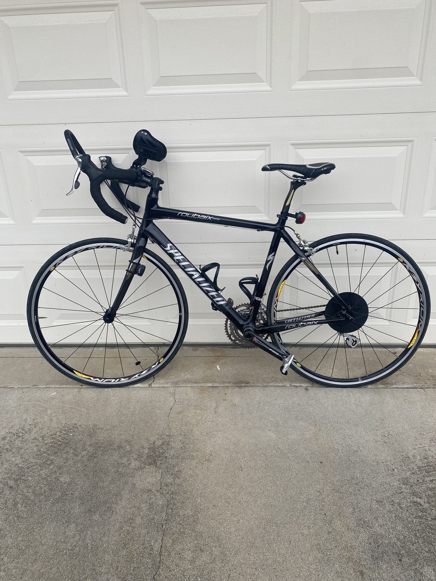 Specialized Roubaix Comp Road Bike Carbon Fiber