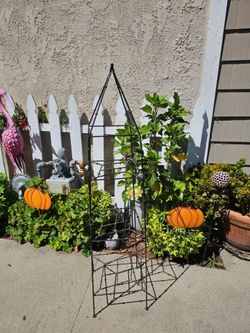 Plant stand