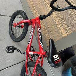 Huffy Childs “ROCKET” Bicycle With Training Wheels Included 