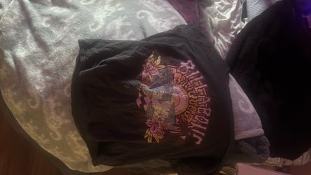 Box of mixed clothes for girls