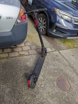 Gotrax scooter needs a battery runs good