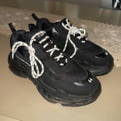Triple S Balenciaga 