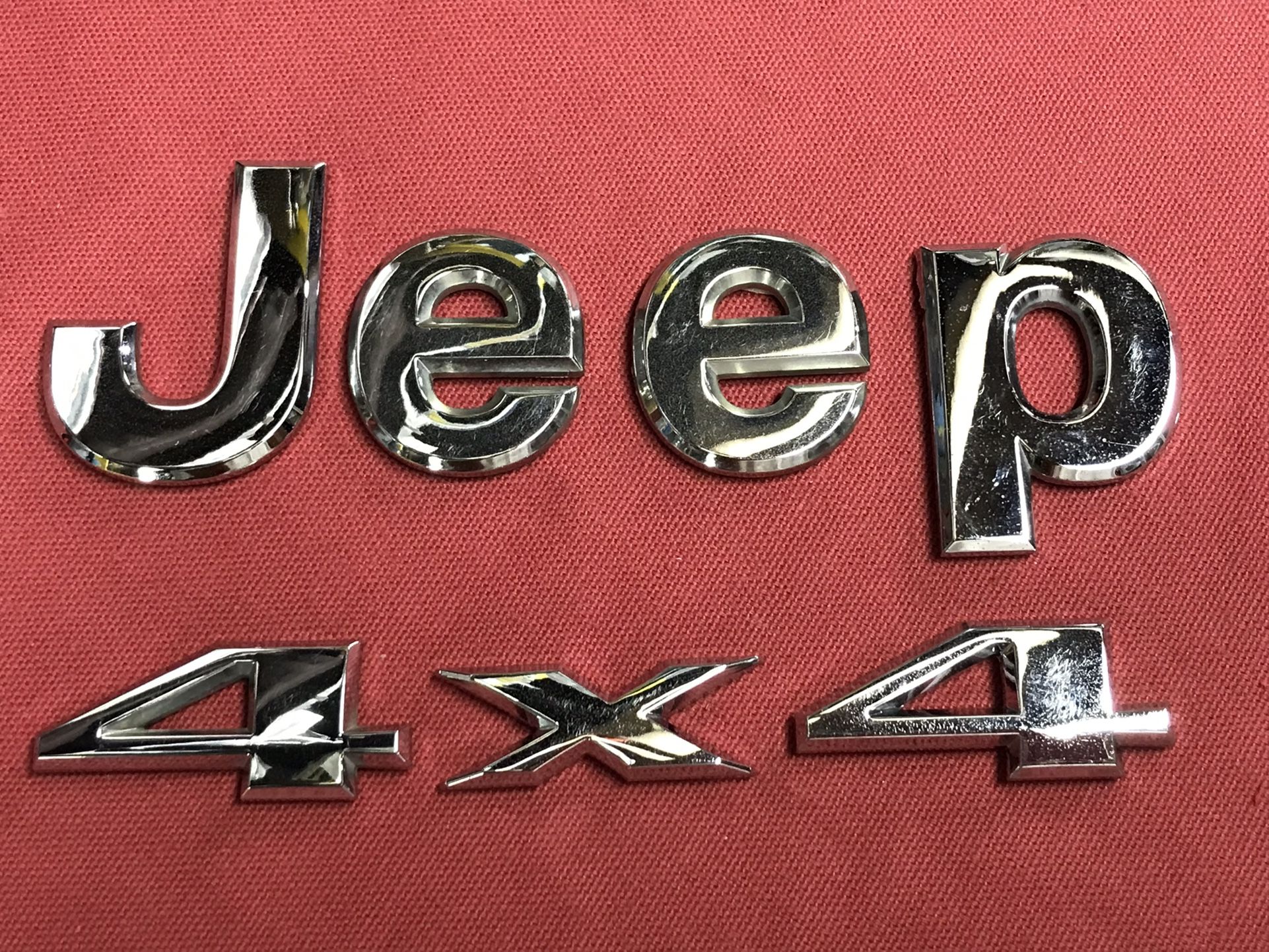 Jeep 4x4 Chrome Name Badge.