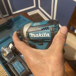 MAKITA 18V COMPACT DRIVER KIT 