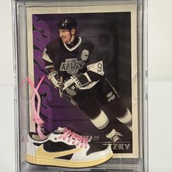 Wayne Gretzky Shadow Box Card with Sneaker (Rare)