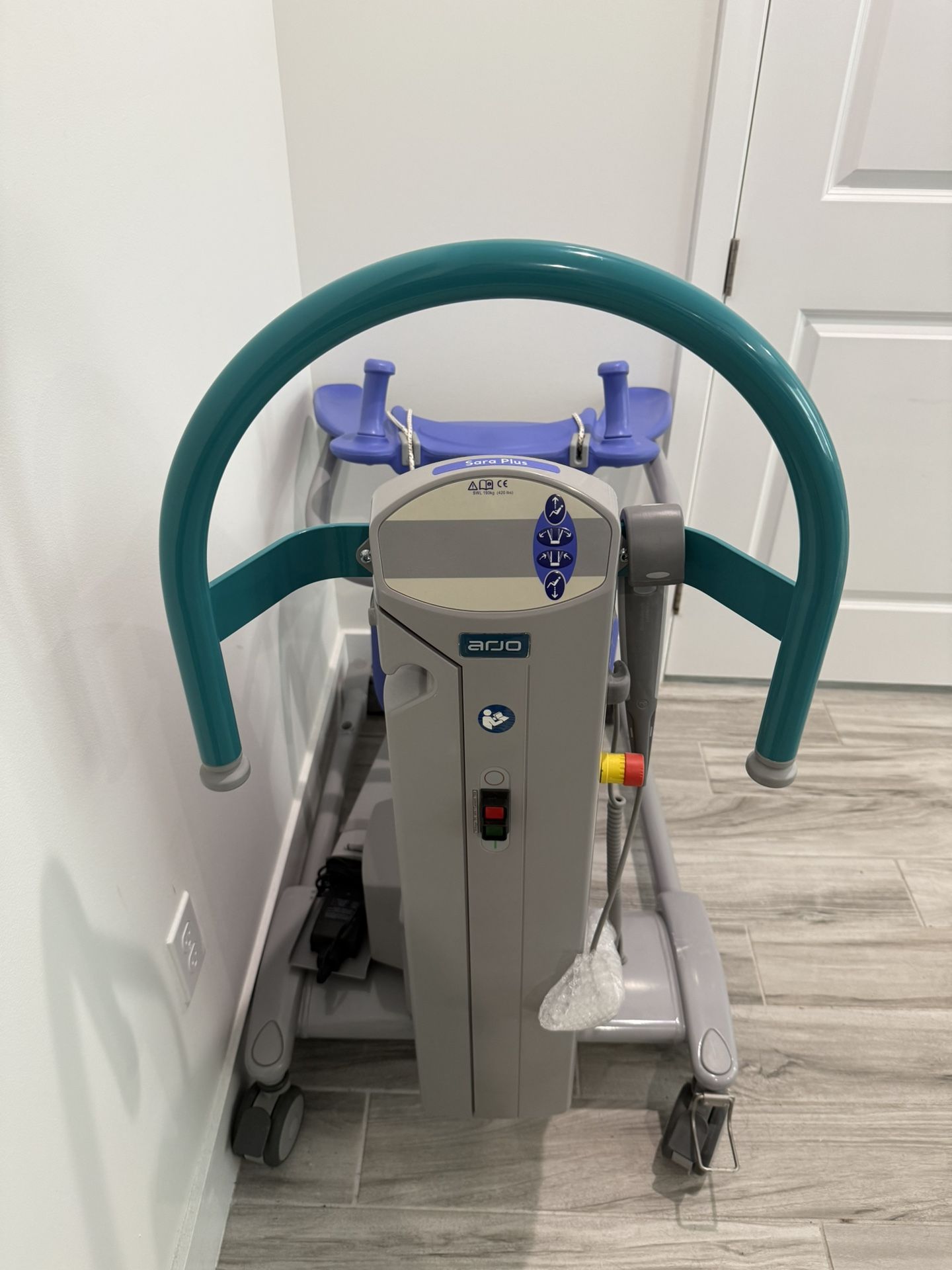 Arjo Sara Plus - Power Standing Sling