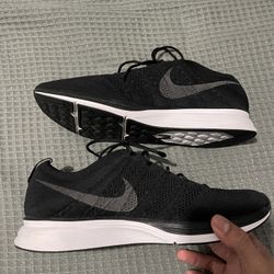 Nike Flyknit Trainer