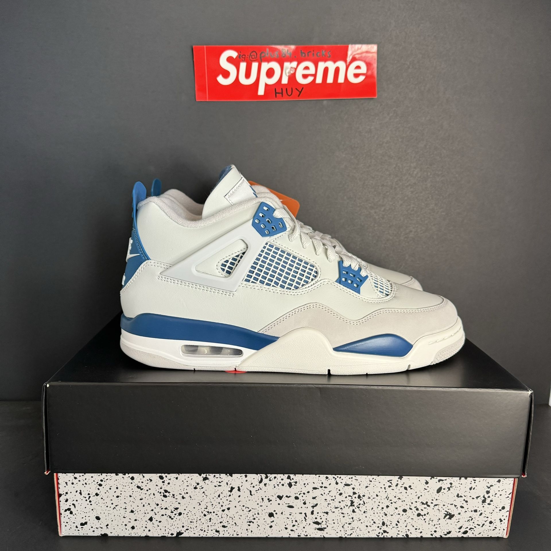 Jordan 4 Military Blue Size 11.5 Men