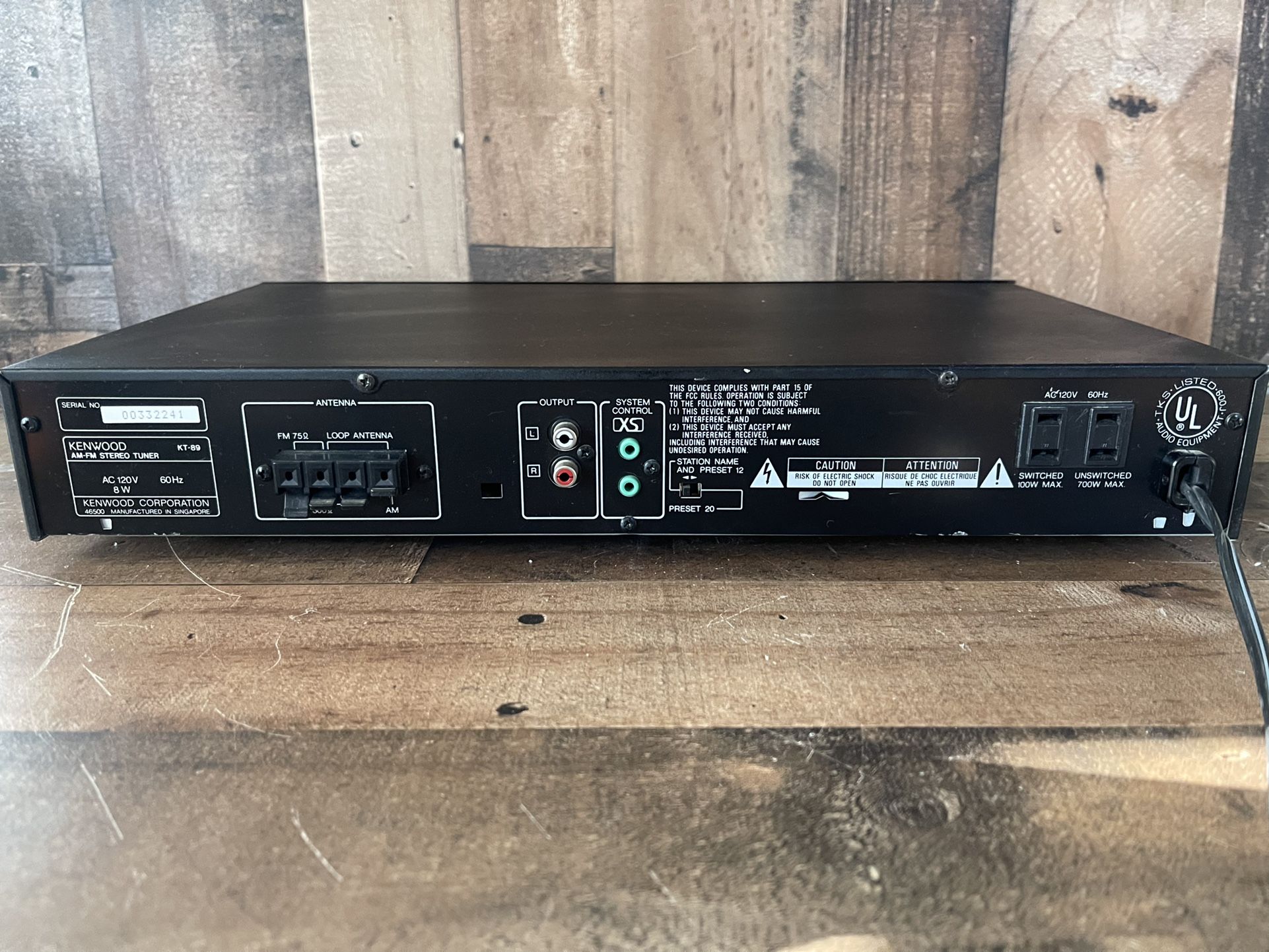 Kenwood KT 89 - Quartz Synthesizer AM FM Stereo Tuner